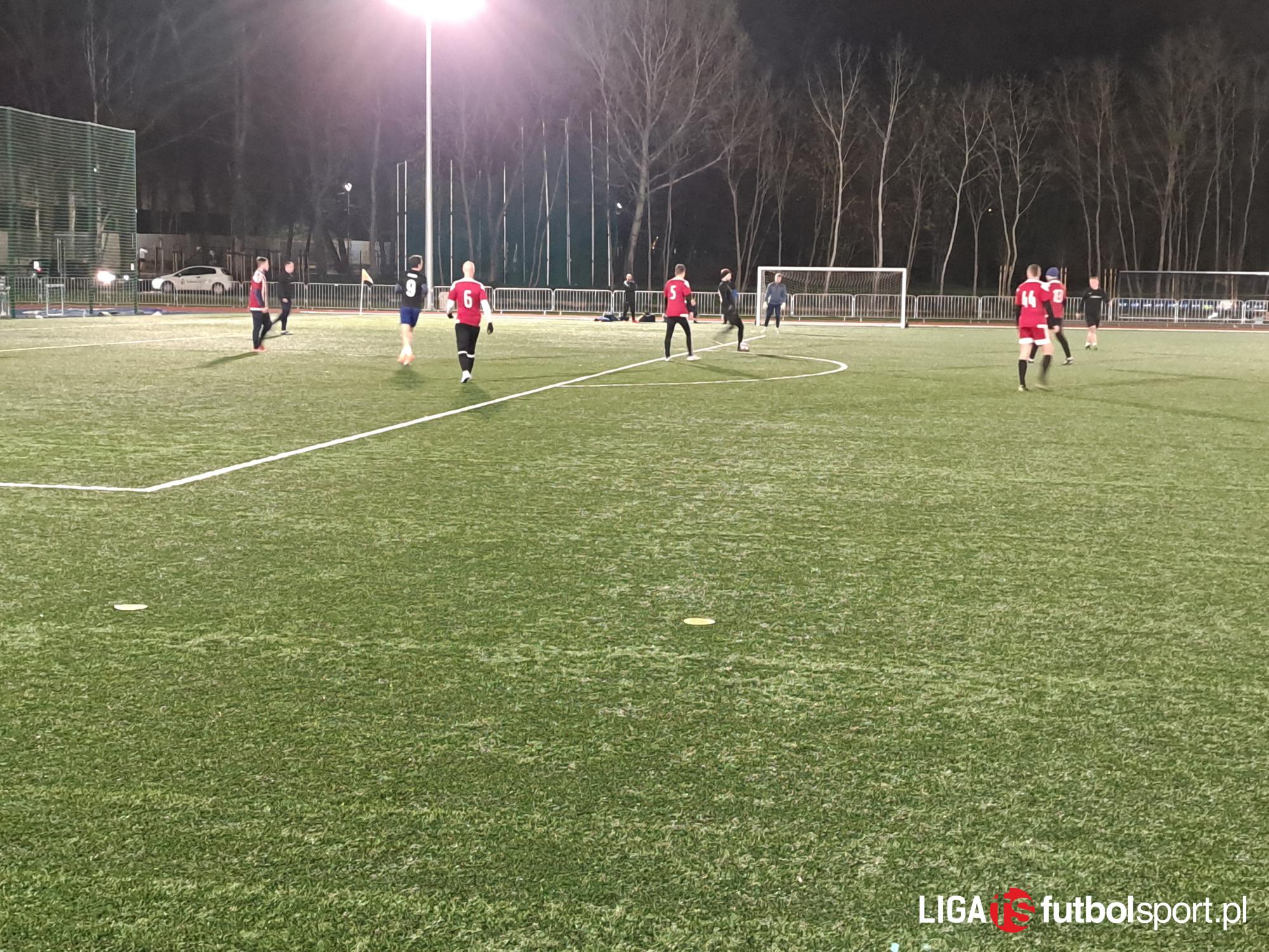 Airpress FC zatrzymał Plusdo i Przyjaciele, podział punktów w meczu na szczycie IV Ligi Grupa A